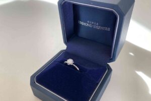 ダイヤモンドシライシの婚約指輪